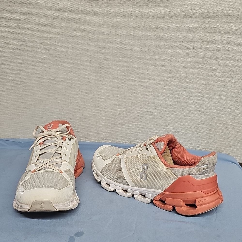 ON CLOUDFLYER WOMENS SNEAKERS BFPM-06-235